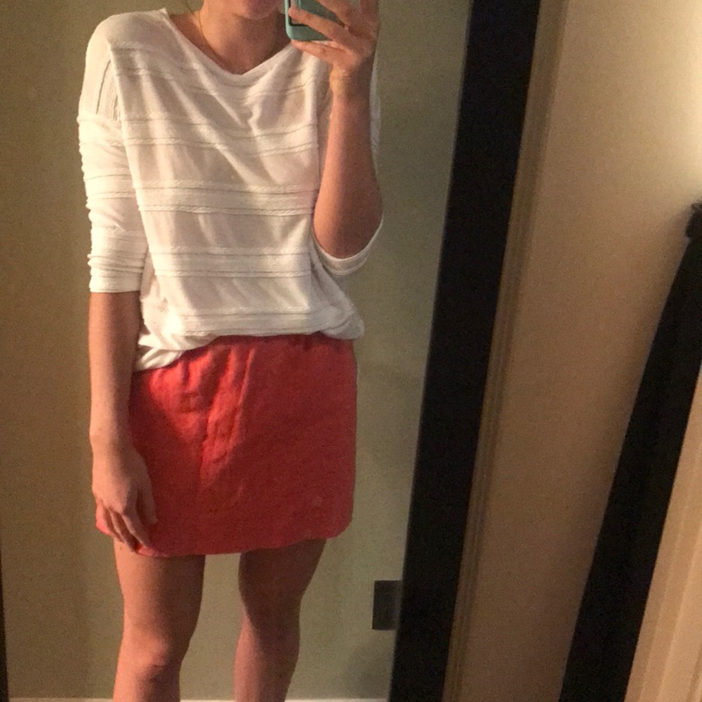 Basic three quarter length white top